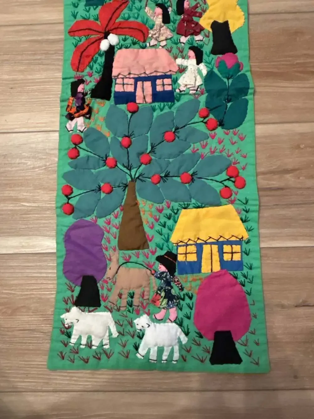 Vintage Folk Art Fabric Wall Hanging Applique Tapestry 30 Inch